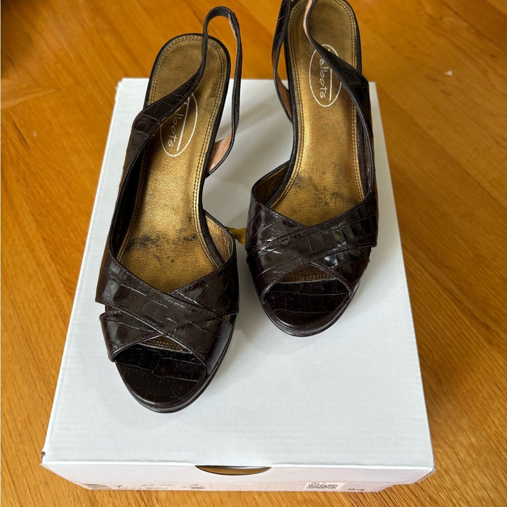 Talbots Brown Heels Classic Design